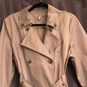 Coat trench windbreaker style